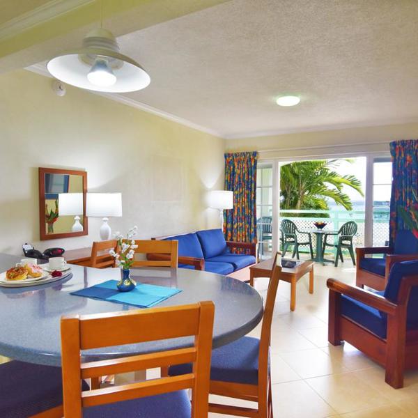 Lejlighed med køkken og stue på Blue Orchids