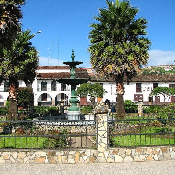 chachapoyas plaza