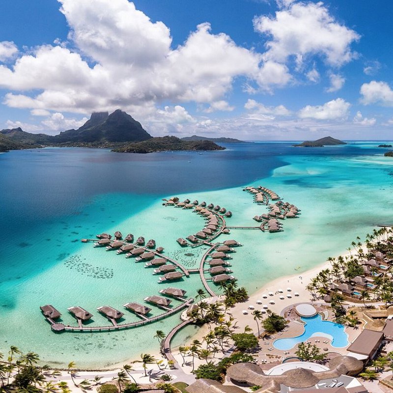 vue-aerienne-de-l-hotel