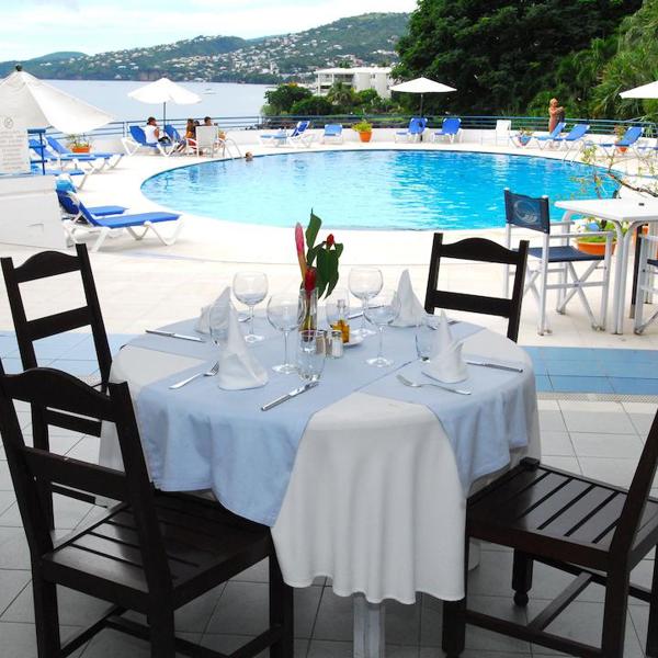 Restaurant ved poolen