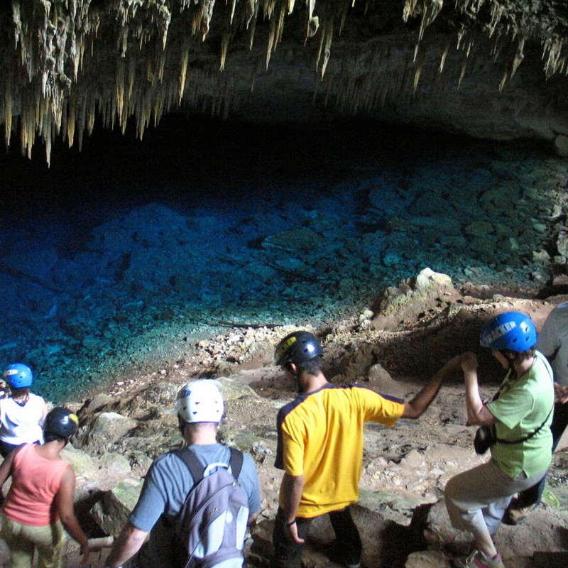 Gruta Azul Bonito