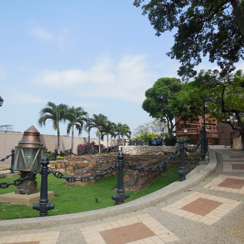 guayaquil malecon