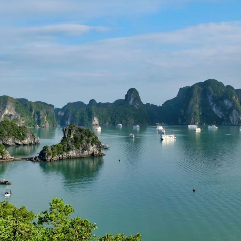 Ha long bay unsplash