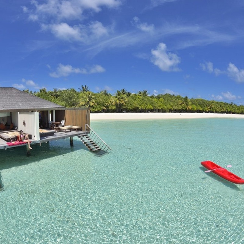 Paradise_Island_Water-Villa-Exterior-01-scaled