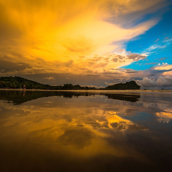 Fantastisk flot solnedgang i Manuel Antonio, Costa Rica