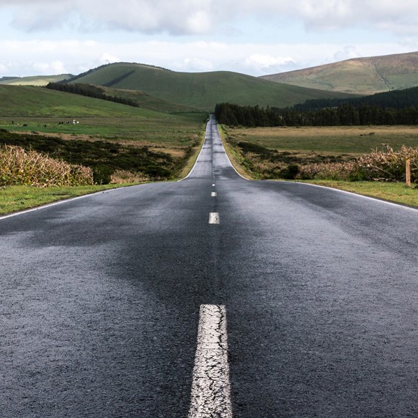 Flores, vej gennem landskabet